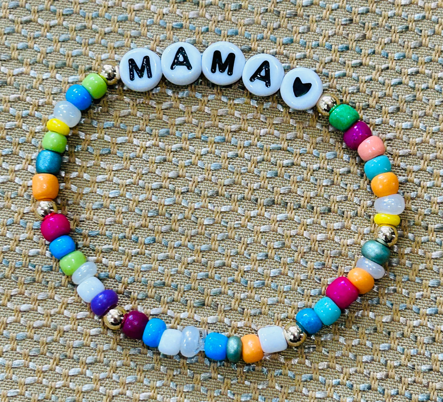 MAMA’s love bracelet