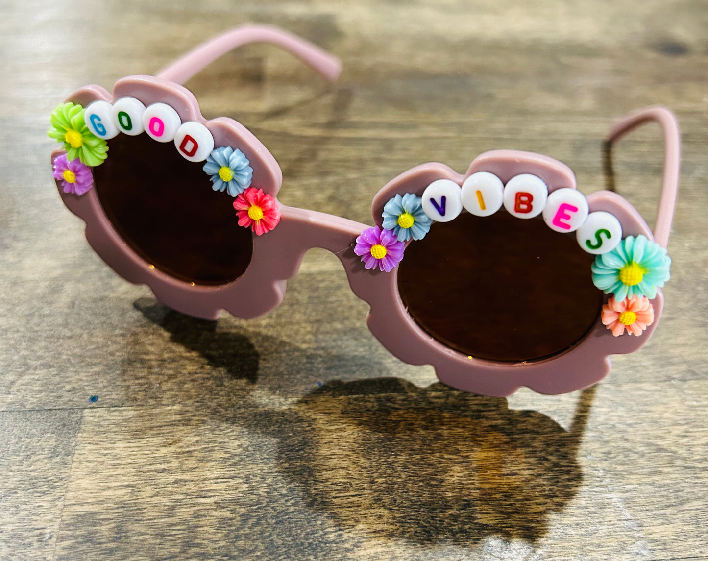 Good vibes sunnies